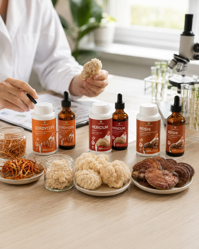 Tecnica di laboratorio valuta Cordyceps, Reishi ed Hericium insieme ai prodotti in capsule e tintura madre